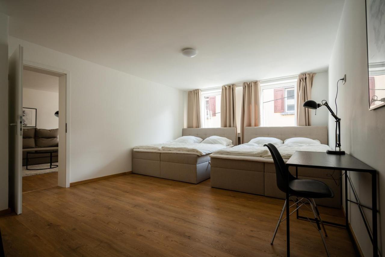Old Town 2 Rooms/baths Apartment Dusseldorf
